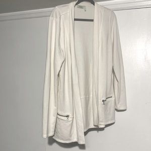 White blazer/cardigan